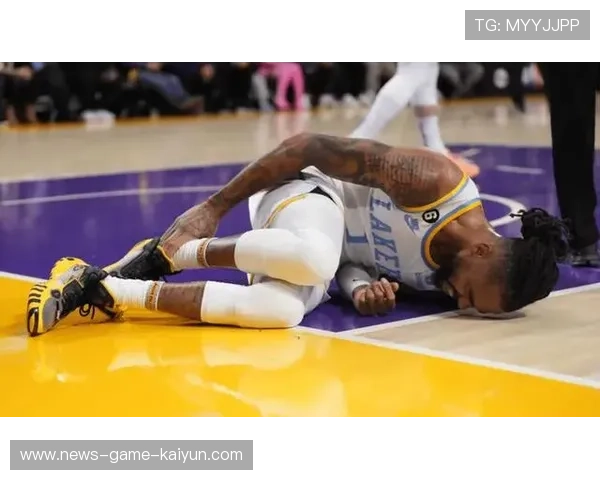 篮球巨星脚踝意外扭伤！球队紧急回应