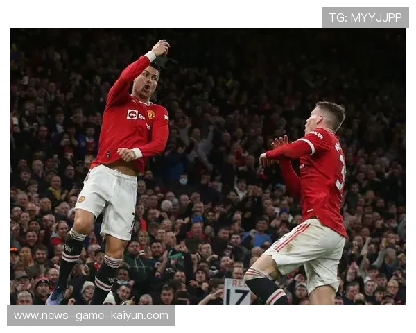 热刺埃默森罗亚倒三角传球提供完美助攻