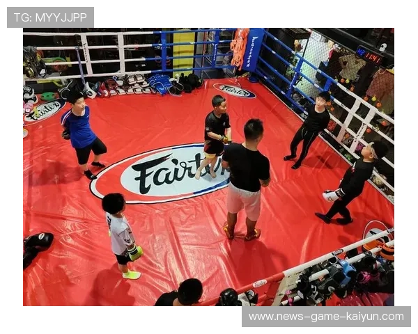 拳击夜：擂台技巧流选手以速度取胜对决