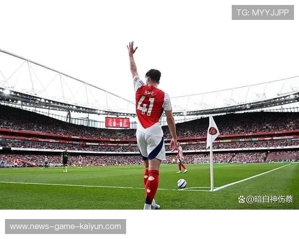 阿森纳右路防守承压明显 阿森纳右路防守承压明显